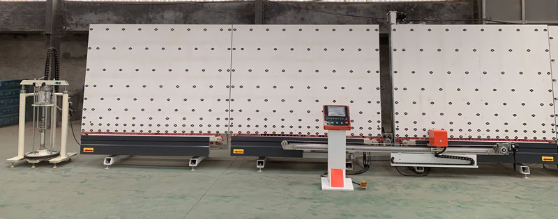 Automatisk isolerglaslinje med tätningsmaskin