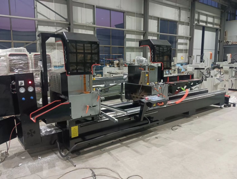 CNC Double-head Cutting Saw in 45 Angle