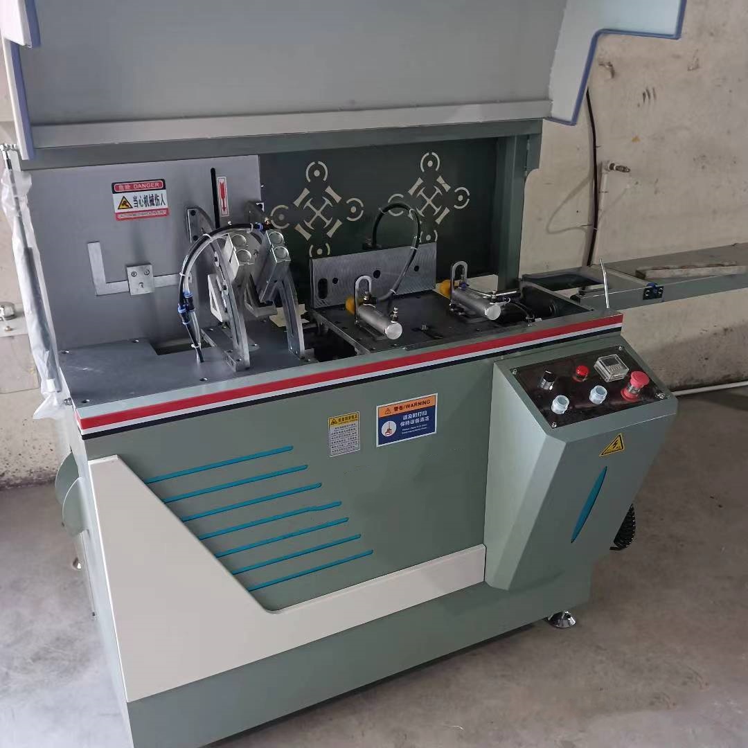 Alüminyum Pencere Köşe Kod Kesme Makinesi