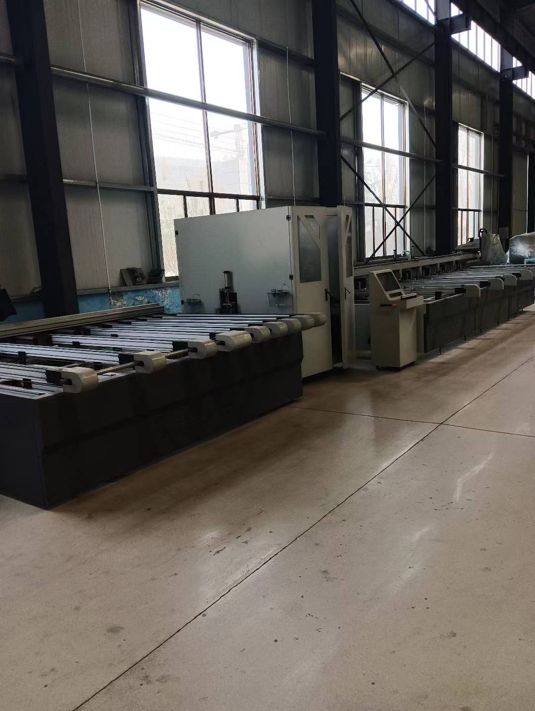 CNC Aluminum Profile Drilling And Cutting Center Machine