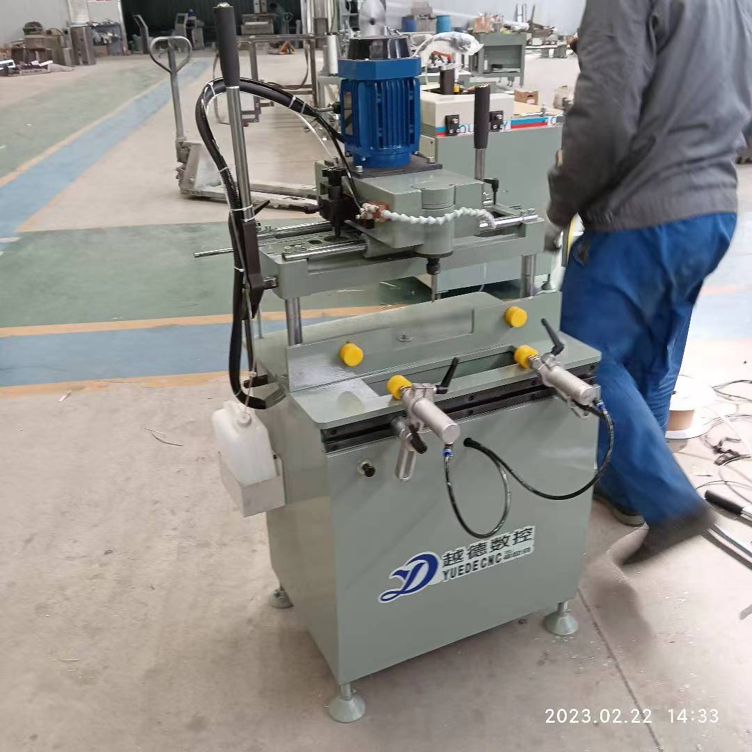 高速単軸コピー・フライス盤